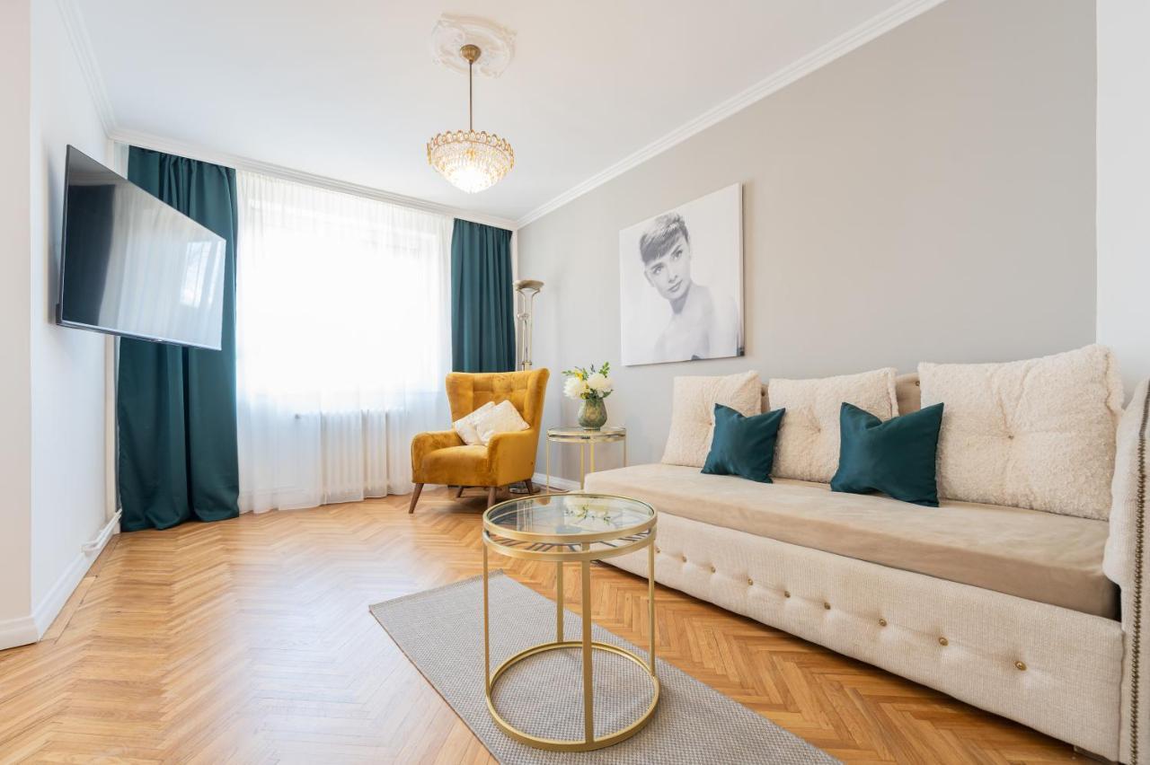 Haga Flat Διαμέρισμα Oradea Εξωτερικό φωτογραφία